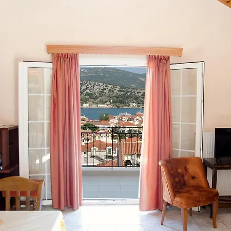 Primrose * Argostoli (Kefalonia)